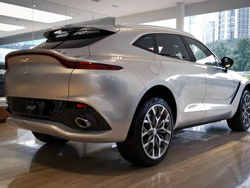 Aston Martin DBX