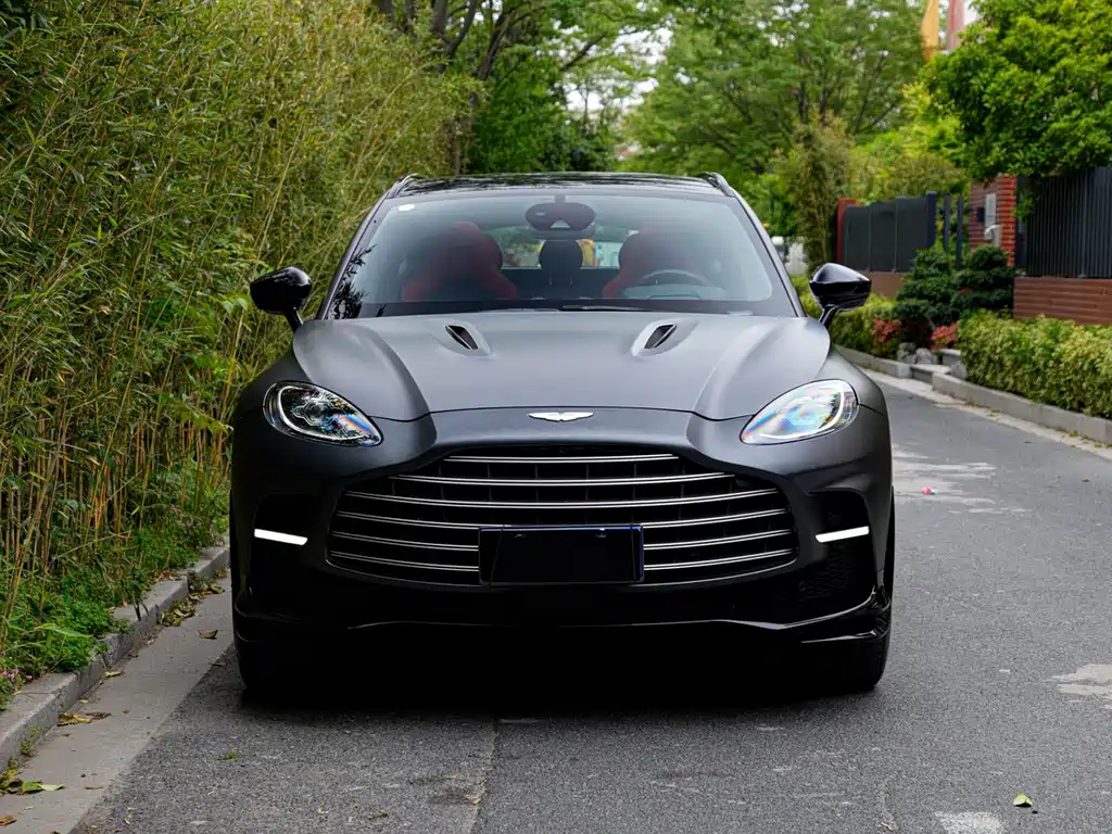 Aston Martin DBX