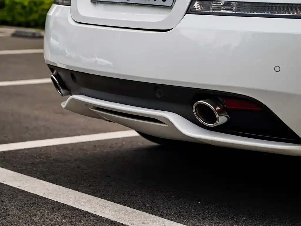 Aston Martin DB9