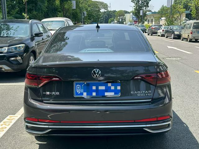 Volkswagen Sagitar