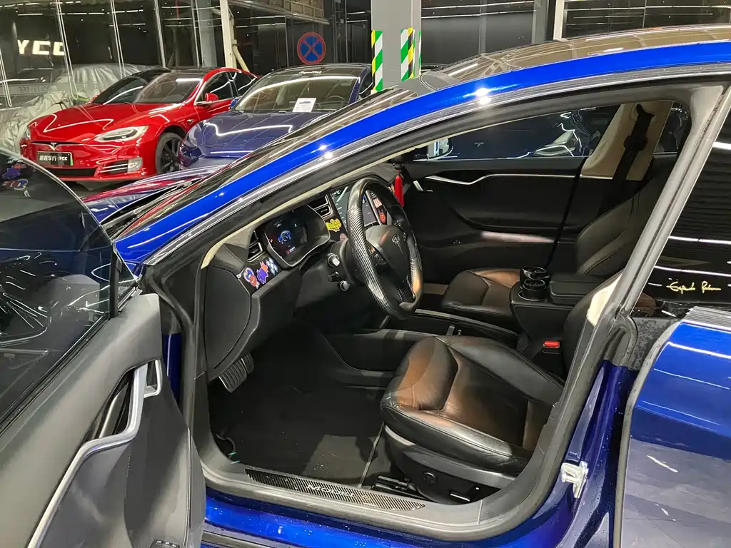 Tesla Model S