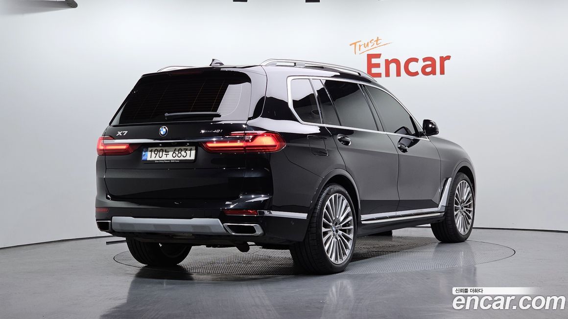 BMW X7