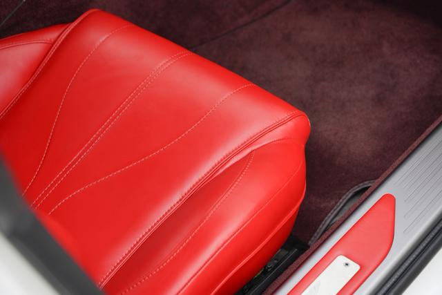 Aston Martin Aston Martin DB9