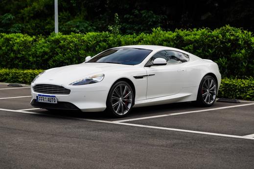 Aston Martin Aston Martin DB9