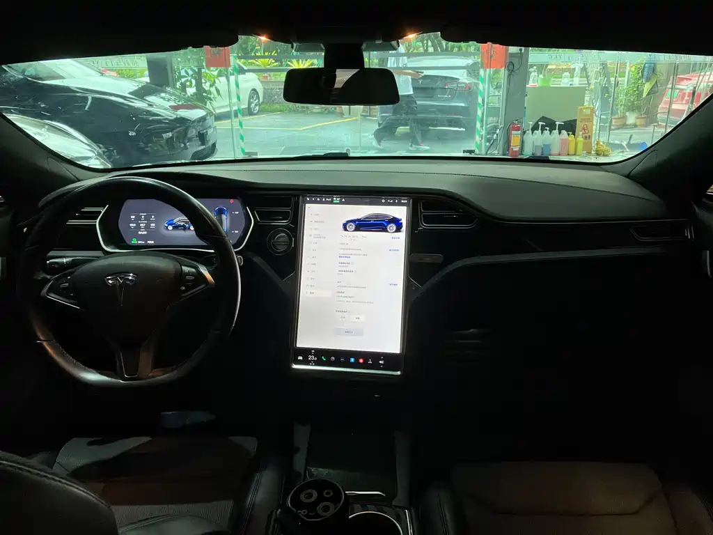 Tesla Model S