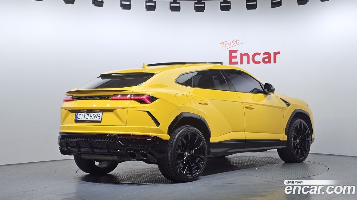 Lamborghini Urus