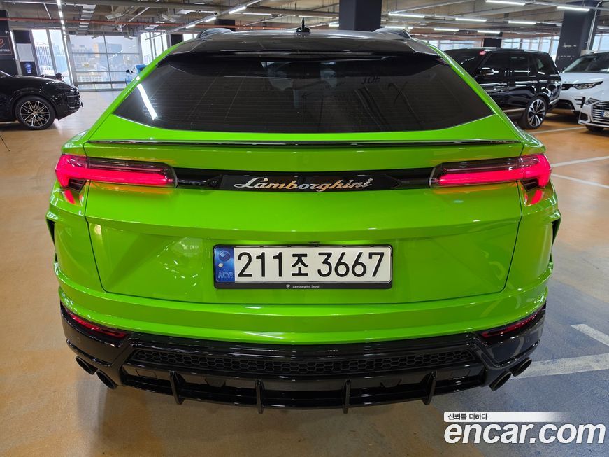 Lamborghini Urus