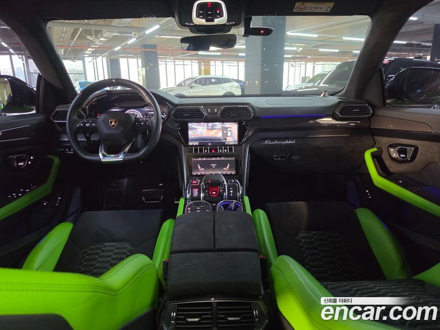 Lamborghini Urus