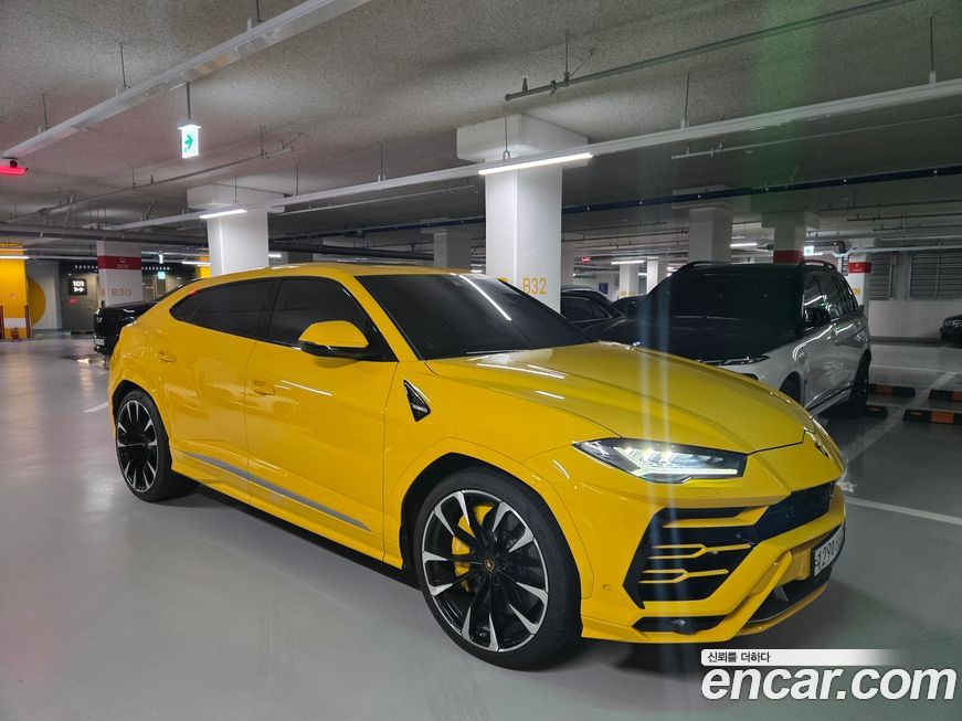 Lamborghini Urus