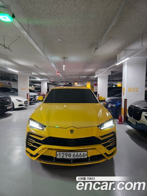Lamborghini Urus