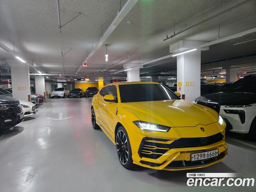 Lamborghini Urus