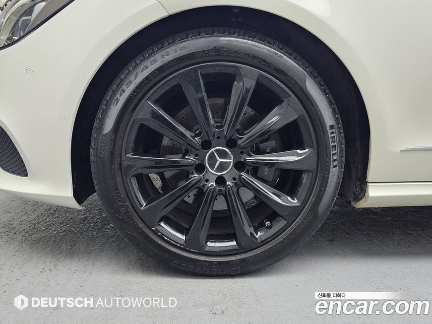 Mercedes-Benz CLS-Class