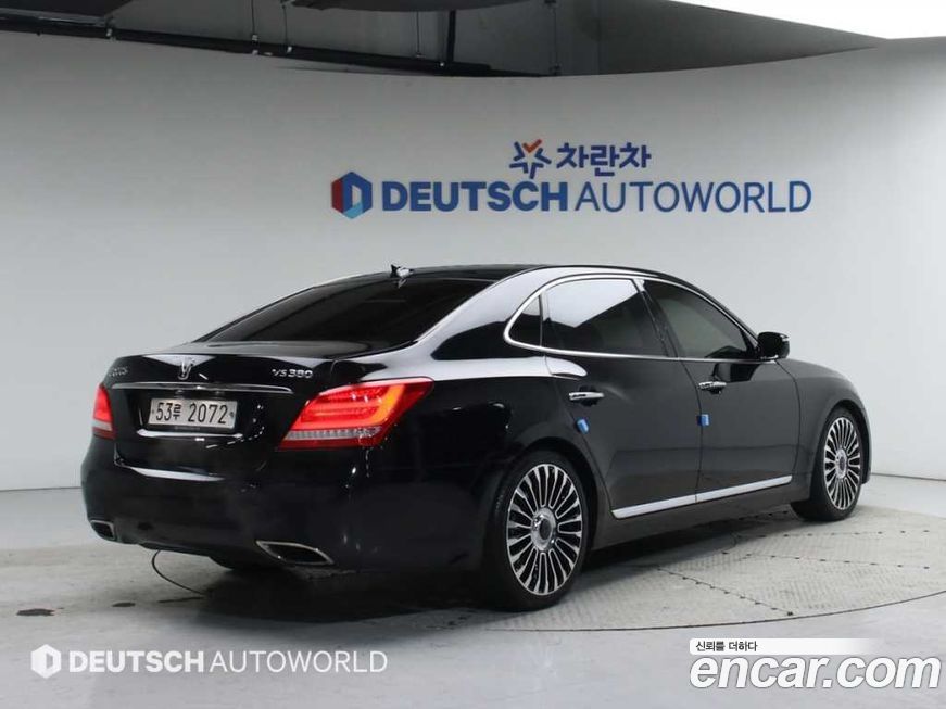 Hyundai Equus