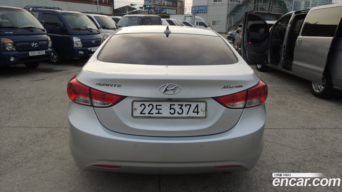 Hyundai AVANTE