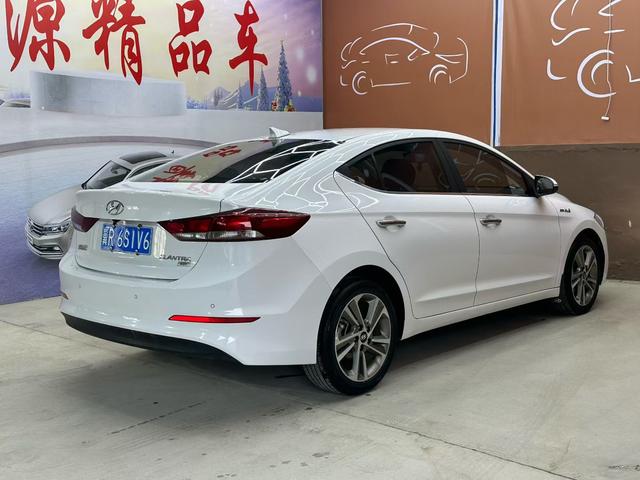 Hyundai Elantra Lingdong