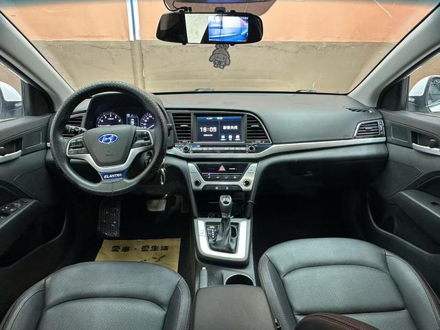 Hyundai Elantra Lingdong