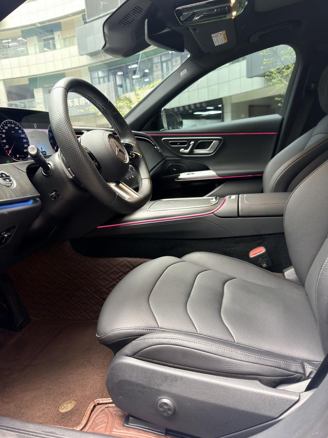 Mercedes-Benz Mercedes-Benz E-Class