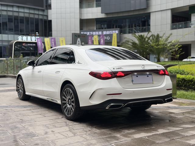 Mercedes-Benz Mercedes-Benz E-Class