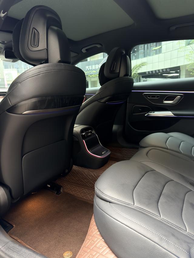 Mercedes-Benz Mercedes-Benz E-Class