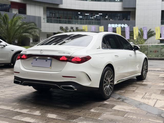 Mercedes-Benz Mercedes-Benz E-Class
