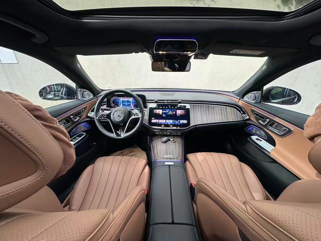Mercedes-Benz Mercedes-Benz E-Class