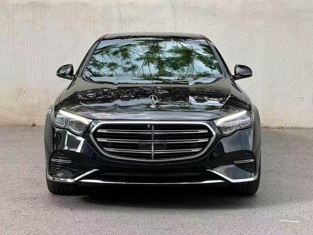 Mercedes-Benz Mercedes-Benz E-Class