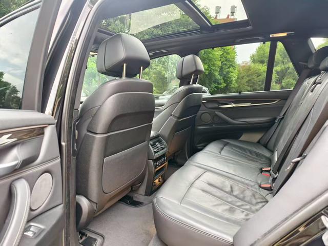 BMW BMW X5 (Import)