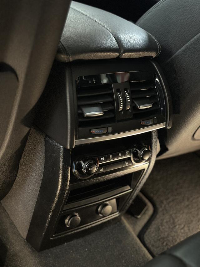 BMW BMW X5 (Import)