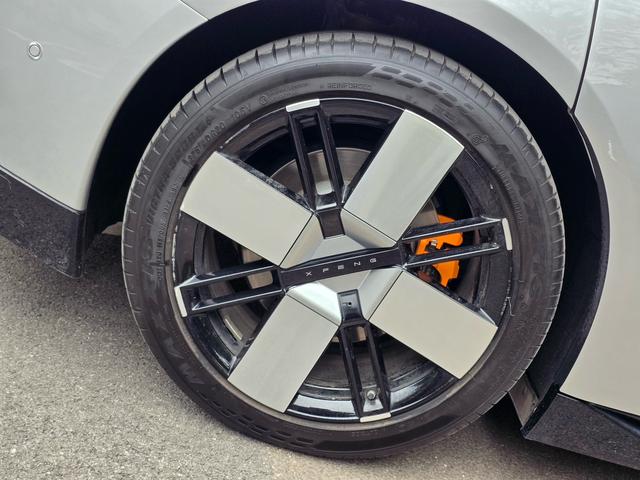 XPeng XPeng P7