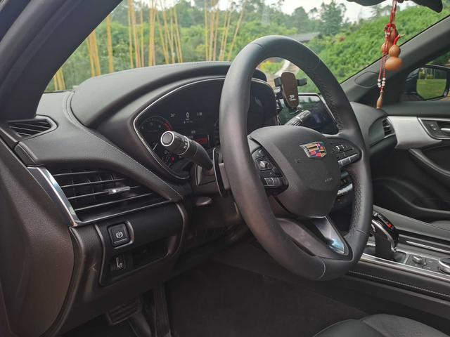 Cadillac Cadillac CT5