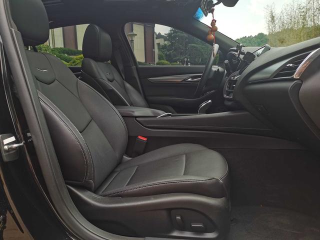 Cadillac Cadillac CT5