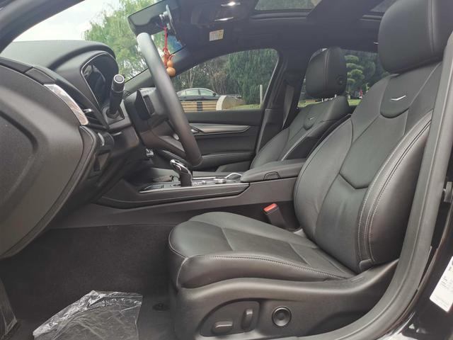 Cadillac Cadillac CT5