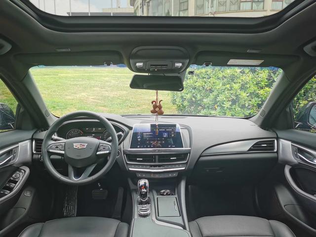 Cadillac Cadillac CT5