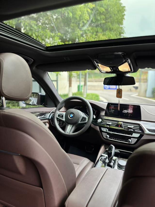 BMW BMW 5-Series