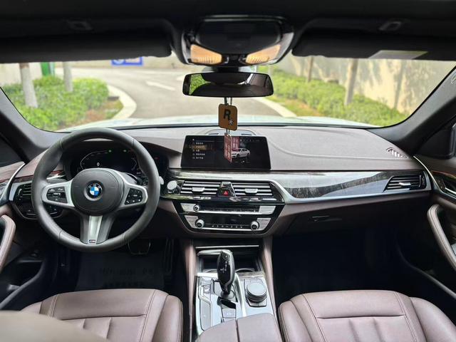 BMW BMW 5-Series