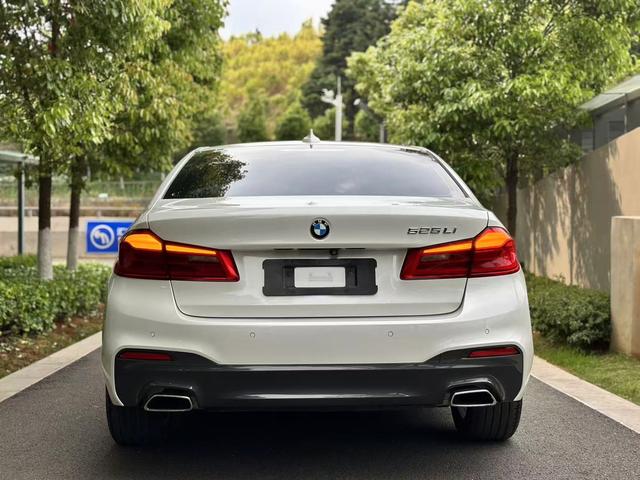 BMW BMW 5-Series