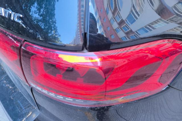Mercedes-Benz Mercedes-Benz GLB