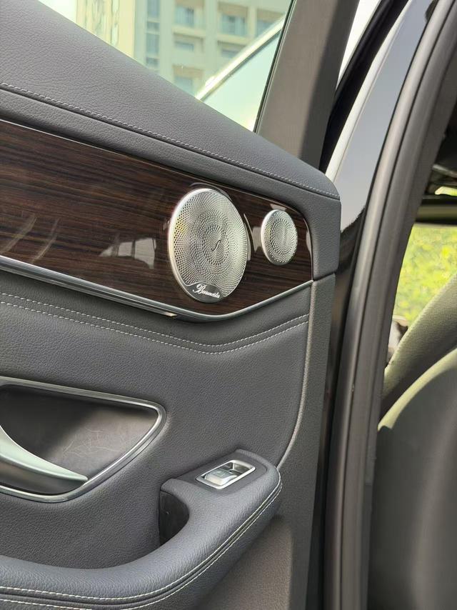 Mercedes-Benz Mercedes-Benz GLC