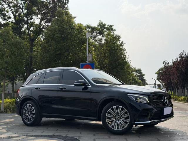 Mercedes-Benz Mercedes-Benz GLC