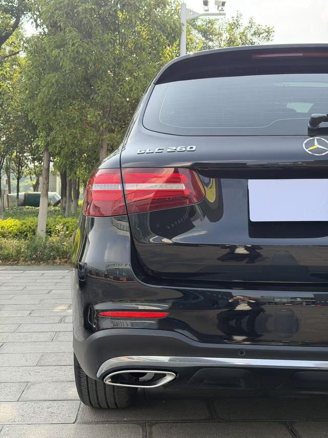 Mercedes-Benz Mercedes-Benz GLC
