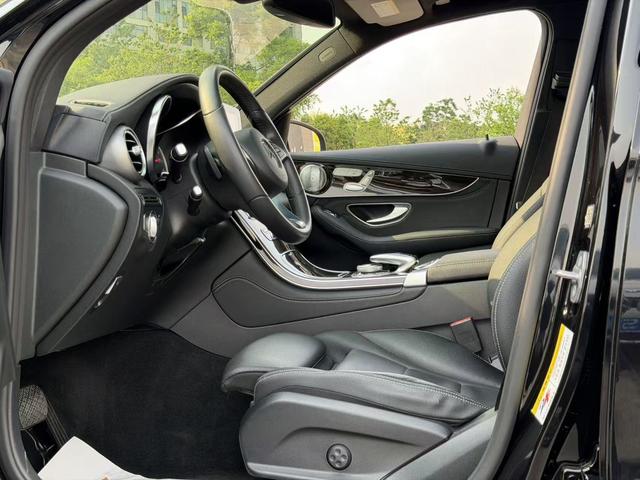 Mercedes-Benz Mercedes-Benz GLC