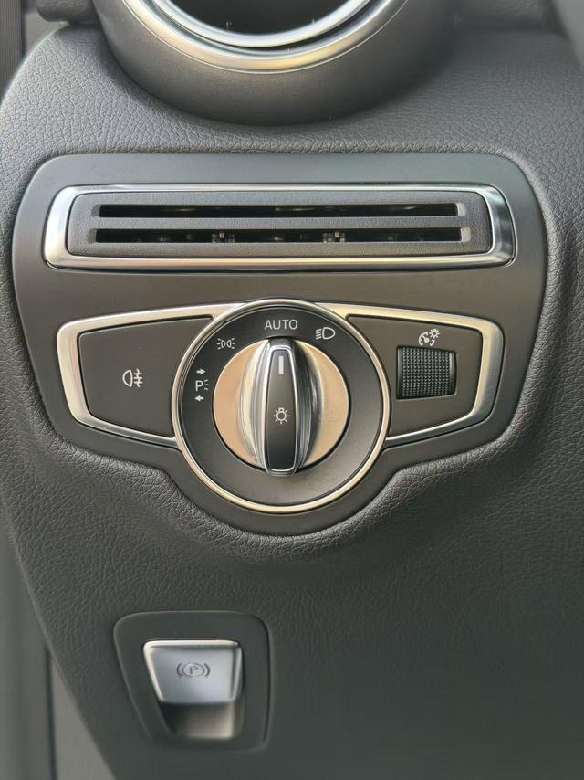 Mercedes-Benz Mercedes-Benz GLC