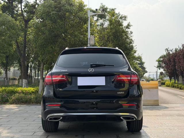 Mercedes-Benz Mercedes-Benz GLC