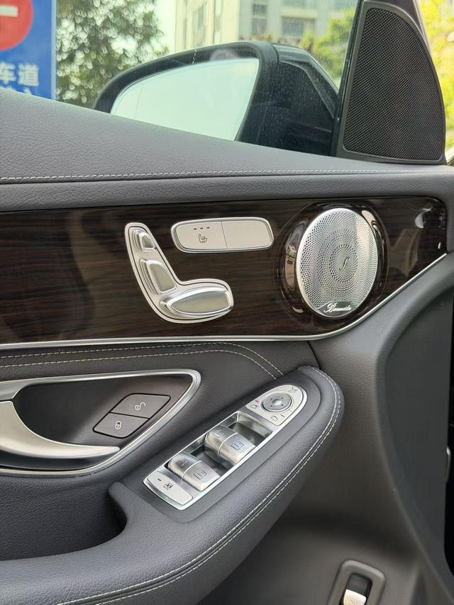 Mercedes-Benz Mercedes-Benz GLC