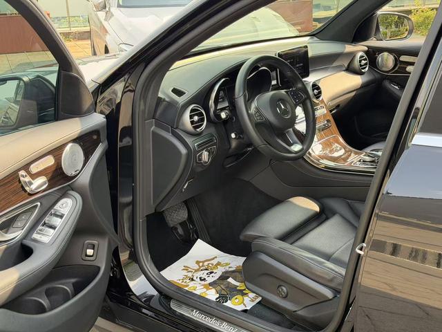 Mercedes-Benz Mercedes-Benz GLC