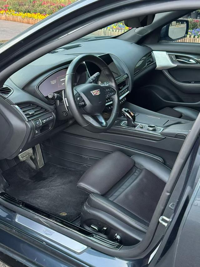 Cadillac Cadillac CT5