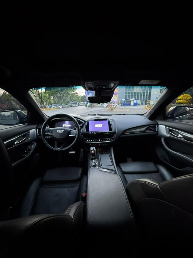 Cadillac Cadillac CT5