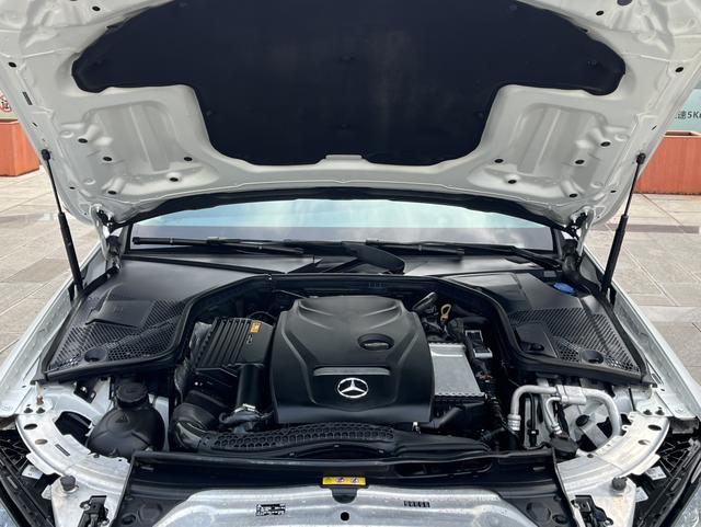 Mercedes-Benz Mercedes-Benz C-Class