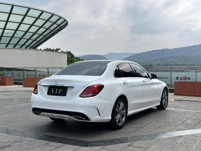 Mercedes-Benz Mercedes-Benz C-Class