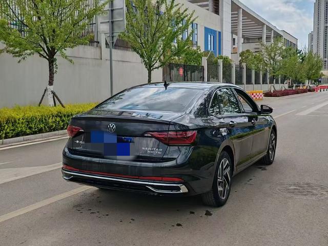 Volkswagen Sagitar